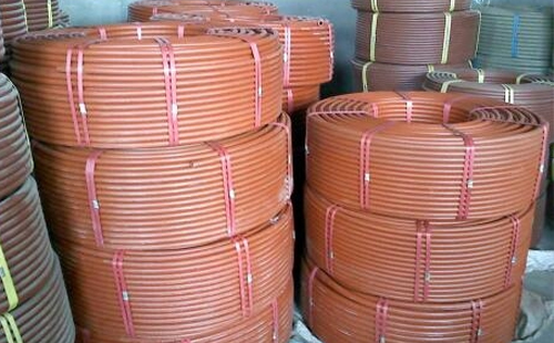 提升工程安全：聚乙烯(RPE)阻燃英吉沙穿线管在现代建筑中的应用